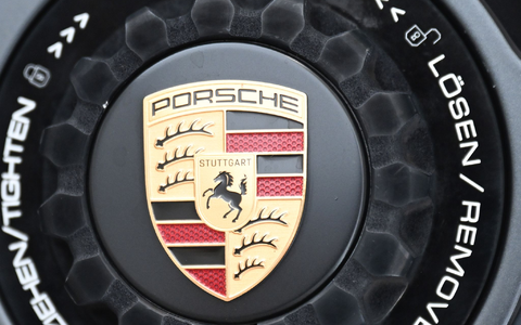 Der Porsche-Gewinn ist eingebrochen. (Archvibild) - Foto: Bernd Weißbrod/dpa