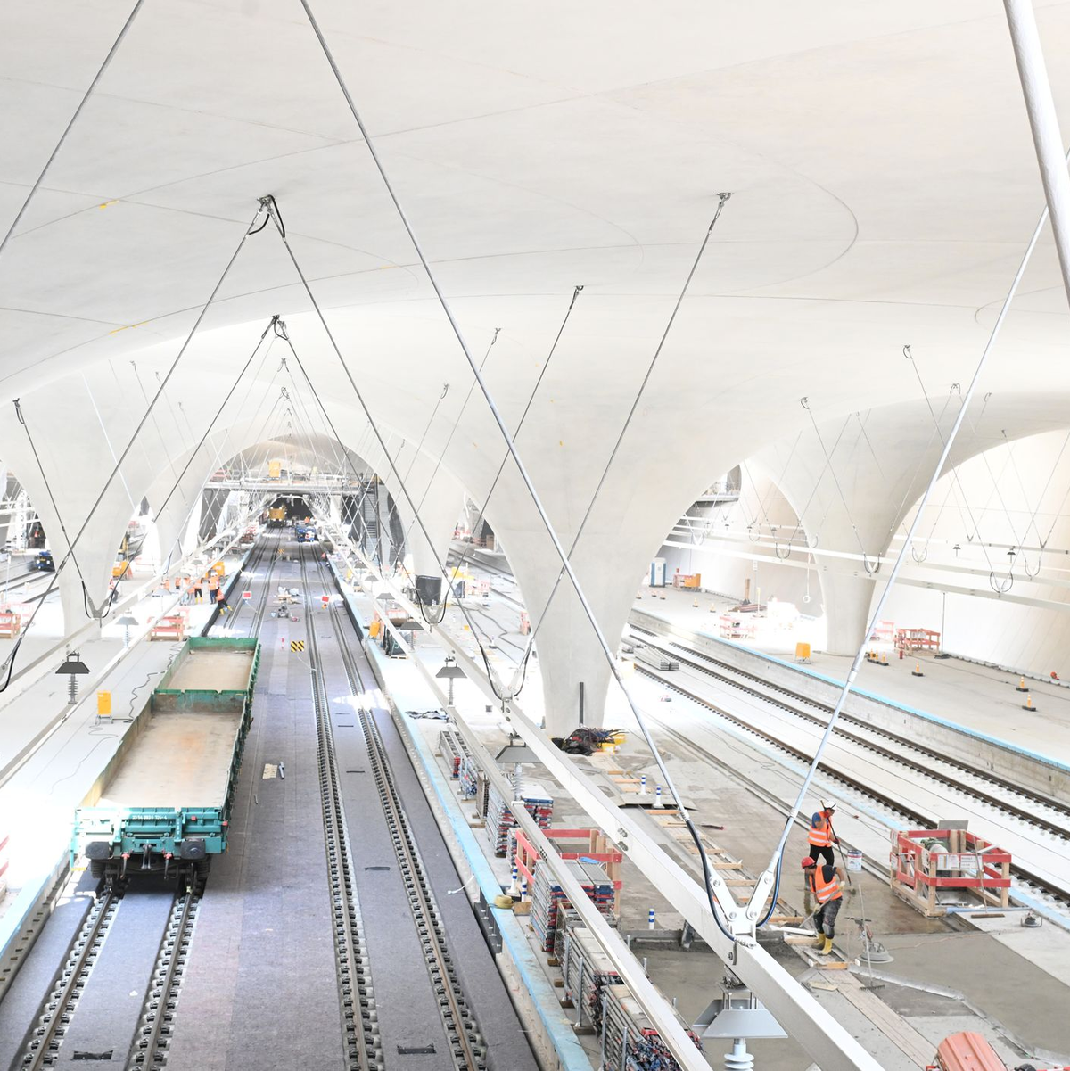 Der neue Stuttgarter Tiefbahnhof wird deutlich teurer als ursprünglich geplant. (Archivbild) - Foto: Bernd Weißbrod/dpa