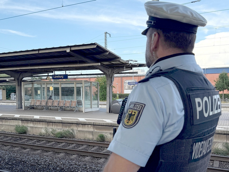 BPOL-HB: Gesuchter algerischer Räuber geht Bundespolizisten in Lüneburg ins Netz - Foto: presseportal.de