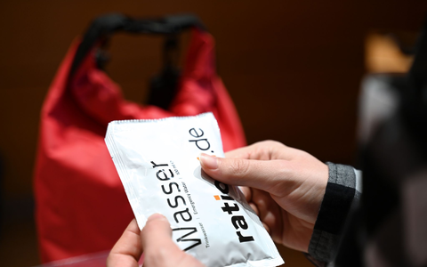 Das DRK fordert, dass in Deutschland mehr Menschen für Hilfe im Katastrophenfall ausgebildet werden. (Archivbild) - Foto: Katharina Kausche/dpa