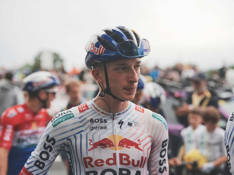 Der deutsche Rad-Jungstar Florian Lipowitz.  - Foto: Thibault Camus/AP/dpa