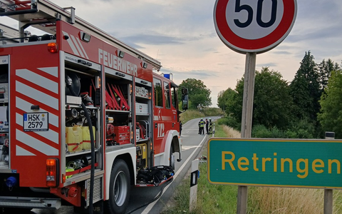 FW-AR: PKW nach Unfall in Vollbrand - Foto: presseportal.de
