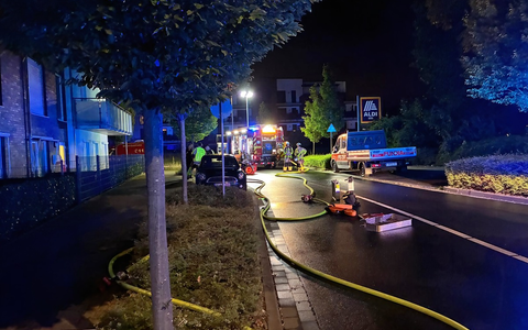 FW Grevenbroich: Verletzte nach Zimmerbrand in Altenheim in Grevenbroich - Foto: presseportal.de