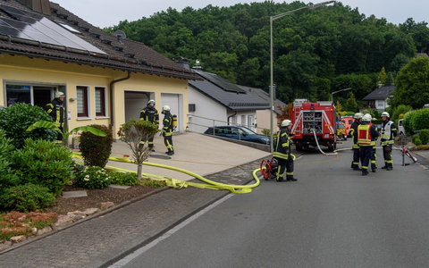 FW-OE: brennende Strom-Unterverteilung im Keller - Foto: presseportal.de