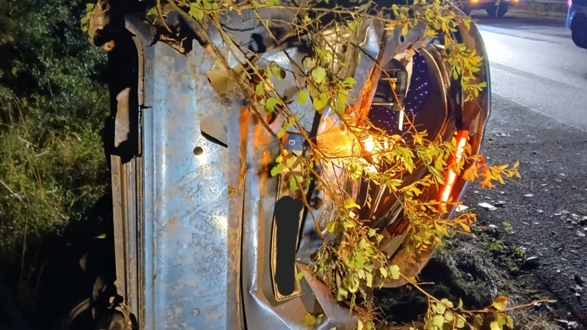 FW-AR: Polizeihubschrauber im Einsatz- Verkehrsunfall auf der Autobahn - Foto: presseportal.de