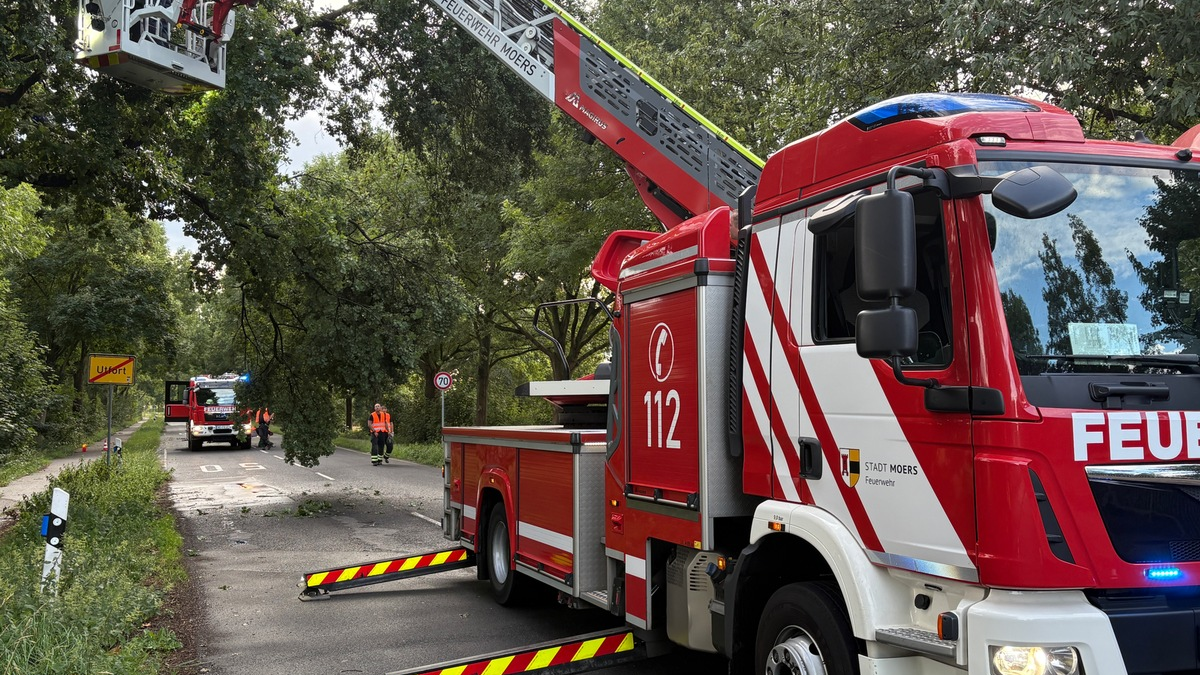 FW Moers: Fünf Einsätze nach Gewitter über Moers - Foto: presseportal.de
