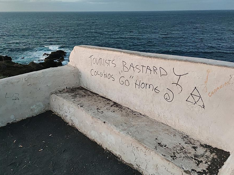 Graffiti gegen Touristen auf den Kanarischen Inseln (Archiv) - Foto: über dts Nachrichtenagentur