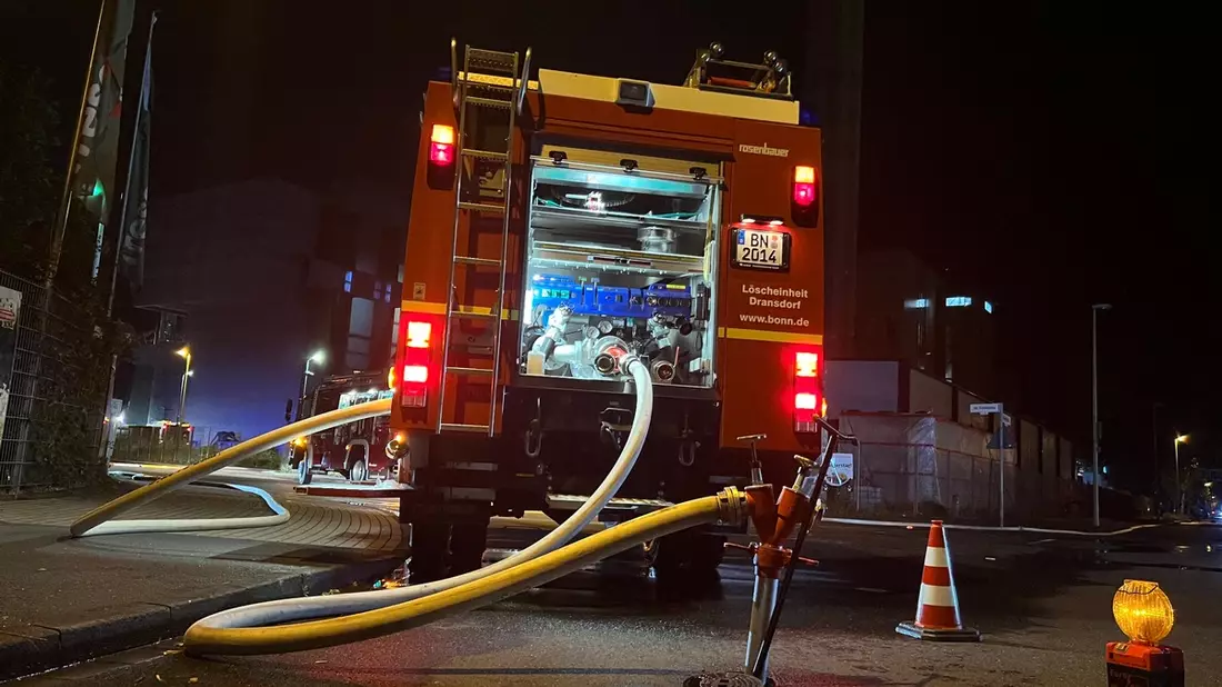 FW-BN: Brand in Müllbunker sorgt für Großeinsatz der Bonner Feuerwehr - Bild: presseportal.de