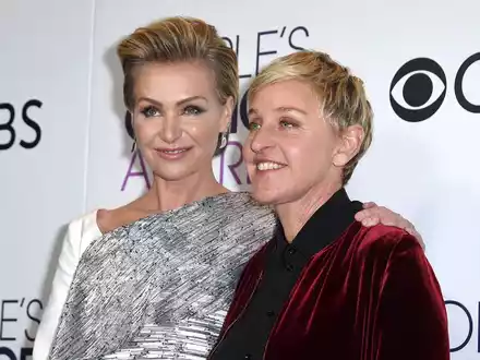 US-Moderatorin Ellen Degeneres hat über ihren Umzug nach Großbritannien mit ihrer Frau nach dem zweiten Wahlsieg von US-Präsidenten Donald Trump gesprochen. (Archivbild) - Foto: Jordan Strauss/Invision/AP/dpa