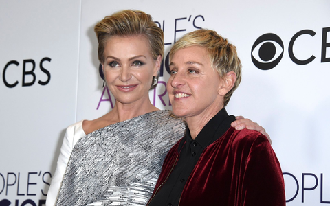 US-Moderatorin Ellen Degeneres hat über ihren Umzug nach Großbritannien mit ihrer Frau nach dem zweiten Wahlsieg von US-Präsidenten Donald Trump gesprochen. (Archivbild) - Foto: Jordan Strauss/Invision/AP/dpa US-Moderatorin Ellen Degeneres hat über ihren Umzug nach Großbritannien mit ihrer Frau nach dem zweiten Wahlsieg von US-Präsidenten Donald Trump gesprochen. (Archivbild) - Foto: Jordan Strauss/Invision/AP/dpa
