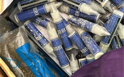 ZOLL-M: Europaweite Festnahmen im Kampf gegen die Kriminalität mit psychoaktiven Stoffen. International tätige Gruppierung zerschlagen. - Foto: presseportal.de ZOLL-M: Europaweite Festnahmen im Kampf gegen die Kriminalität mit psychoaktiven Stoffen. International tätige Gruppierung zerschlagen. - Foto: presseportal.de