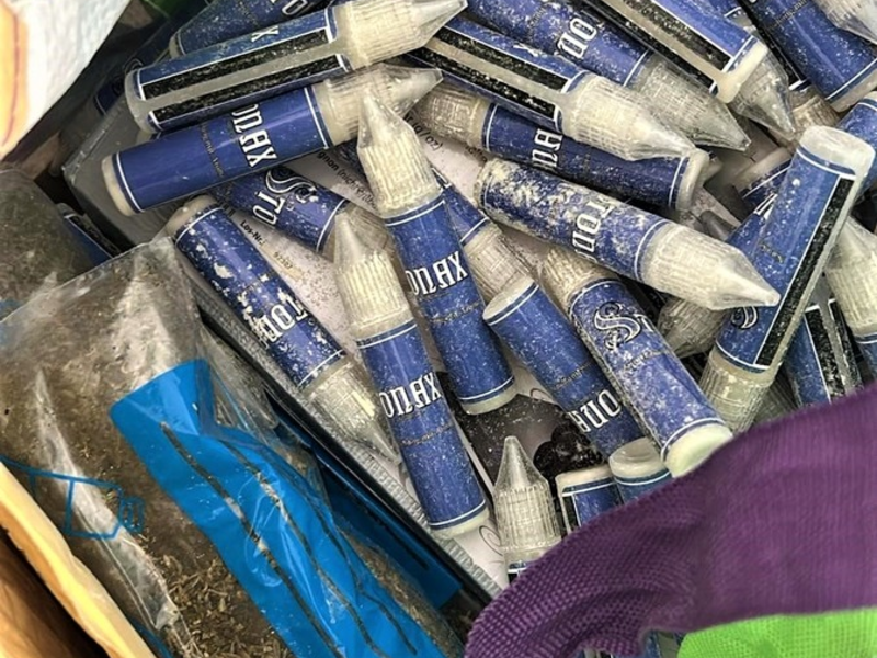 ZOLL-M: Europaweite Festnahmen im Kampf gegen die Kriminalität mit psychoaktiven Stoffen. International tätige Gruppierung zerschlagen. - Foto: presseportal.de