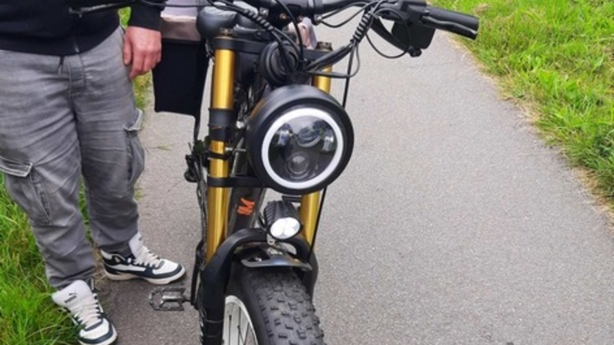 BPOL-FL: Rad mit Motor ohne Kennzeichen unterwegs - Foto: presseportal.de