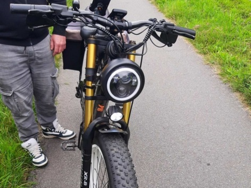 BPOL-FL: Rad mit Motor ohne Kennzeichen unterwegs - Foto: presseportal.de