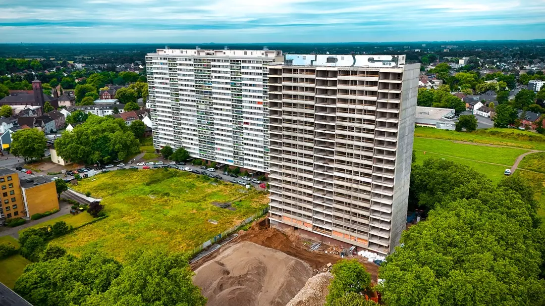 Ein „Weißer Riese“ fällt / WDR Lokalzeit extra berichtet live aus Duisburg - Bild: presseportal.de