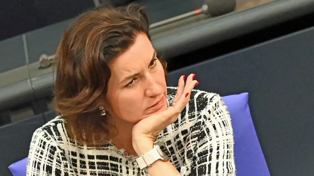 Verlangte Kritikfähigkeit von Brosius-Gersdorf: Dorothee Bär. (Archivbild)  - Bild: Niklas Treppner/dpa