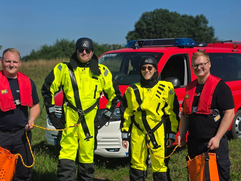 FW Celle: Neue Wasserrettungseinheiten bei der Feuerwehr Celle über an der Aller - Foto: presseportal.de