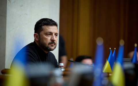 Selenskyj will, dass ein Treffen auf Ebene der Staatschefs vorbereitet wird. (Archivbild) - Foto: Vadym Sarakhan/AP/dpa