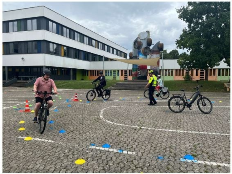 POL-UN: Fröndenberg - Pedelec-Training der Kreispolizeibehörde Unna - Foto: presseportal.de