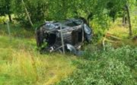 POL-HRO: Fahrzeug überschlägt sich mehrmals auf der A19 / Fahrer nur leichtverletzt - Foto: presseportal.de