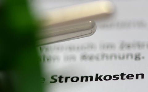 Katherina Reiche (CDU) hat klare Erwartungen: «Die Entlastungen müssen beim Kunden ankommen.» - Foto: Jens Kalaene/dpa