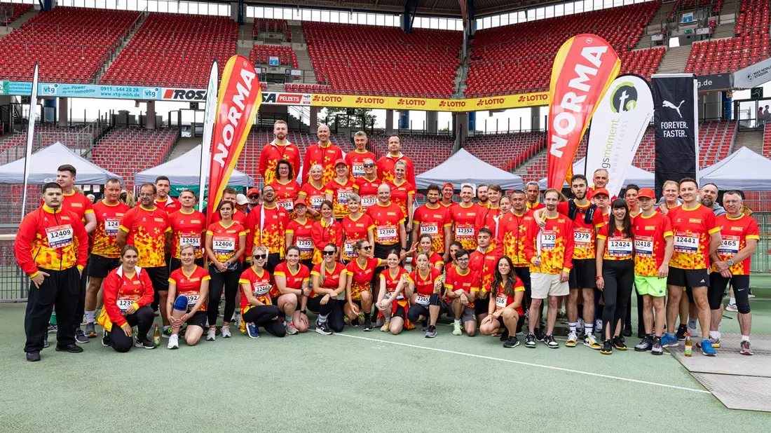 Mehr als 100 NORMA-Mitarbeitende zeigen sportlichen Einsatz und gelebten Teamspirit beim diesjährigen B2Run Nürnberg / Auch 2025: Bei NORMA läuft´s einfach... - Bild: presseportal.de