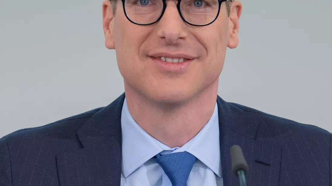Neuer Konzernchef wird der bisherige Finanzvorstand Christoph Jurecka (Archiv) - Bild: Lino Mirgeler/dpa