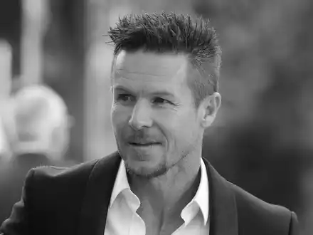 Felix Baumgartner war mit seinem motorisierten Gleitschirm nahe dem mittelitalienischen Badeort Porto Sant’Elpidio an der Adriaküste abgestürzt. (Archivbild) - Foto: Caroline Seidel-Dißmannel/dpa