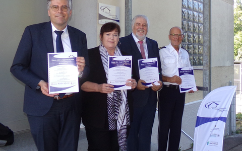 POL-FR: Kooperationsvereinbarung fĂŒr das Haus des Jugendrechts Waldshut fortgeschrieben - Foto: presseportal.de POL-FR: Kooperationsvereinbarung fĂŒr das Haus des Jugendrechts Waldshut fortgeschrieben - Foto: presseportal.de