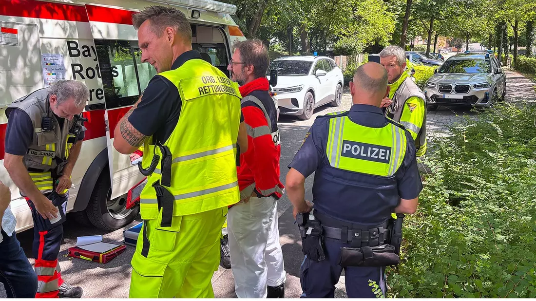 FW-M: Reizgasfreisetzung in Schule (Am Hart) - Bild: presseportal.de