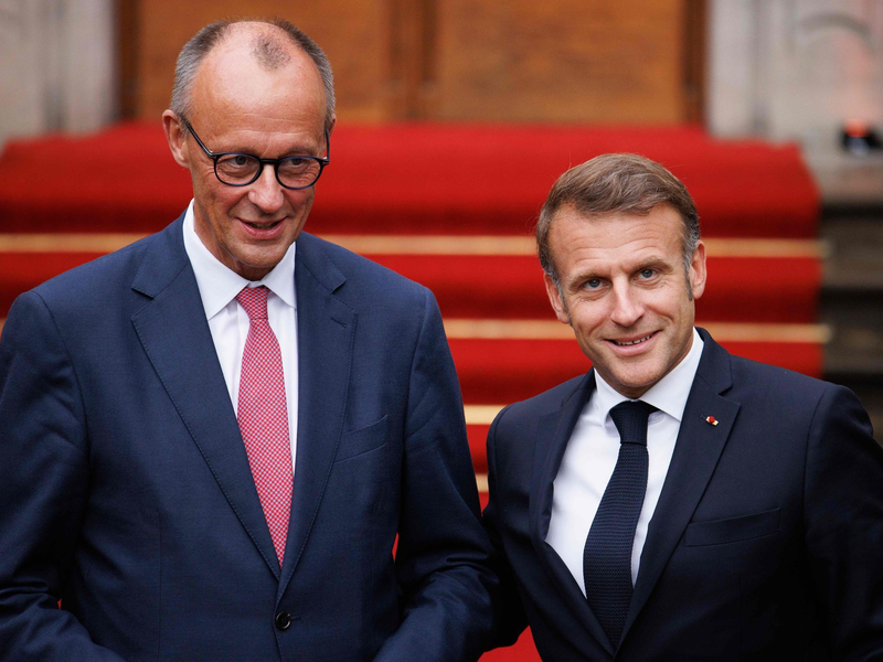 Mehr als drei Stunden sprachen Merz und Macron in der Berliner Villa Borsig miteinander.  - Foto: Carsten Koall/dpa
