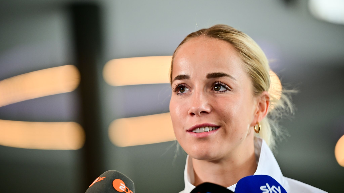 Sieht die Zukunft positiv: DFB-Kapitänin Giulia Gwinn. - Foto: Sebastian Christoph Gollnow/dpa