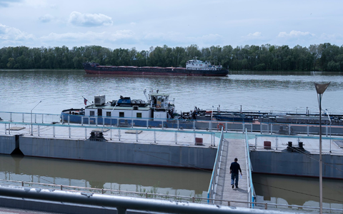 Die ukrainischen Donauhäfen sind ein wichtiger Teil der Hafeninfrastruktur des Landes und wurden wiederholt von russischen Drohnen angegriffen. (Archivbild) - Foto: Andrew Kravchenko/AP/dpa Die ukrainischen Donauhäfen sind ein wichtiger Teil der Hafeninfrastruktur des Landes und wurden wiederholt von russischen Drohnen angegriffen. (Archivbild) - Foto: Andrew Kravchenko/AP/dpa
