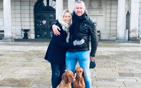 Soziallotterie Traumhausverlosung / Zu groß fürs Campen im VW California: Meike und Maik entscheiden sich für 75.000 Euro - Foto: presseportal.de Soziallotterie Traumhausverlosung / Zu groß fürs Campen im VW California: Meike und Maik entscheiden sich für 75.000 Euro - Foto: presseportal.de