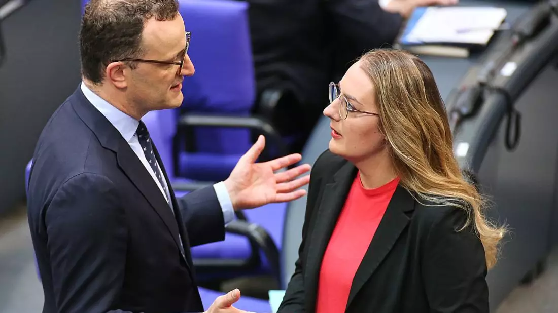 Jens Spahn und Katharina Dröge (Archiv) - Bild: über dts Nachrichtenagentur