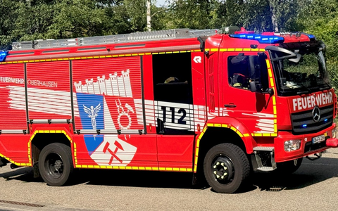FW-OB: Drei Verletzte bei schwerem Verkehrsunfall auf der BAB A3 - Foto: presseportal.de