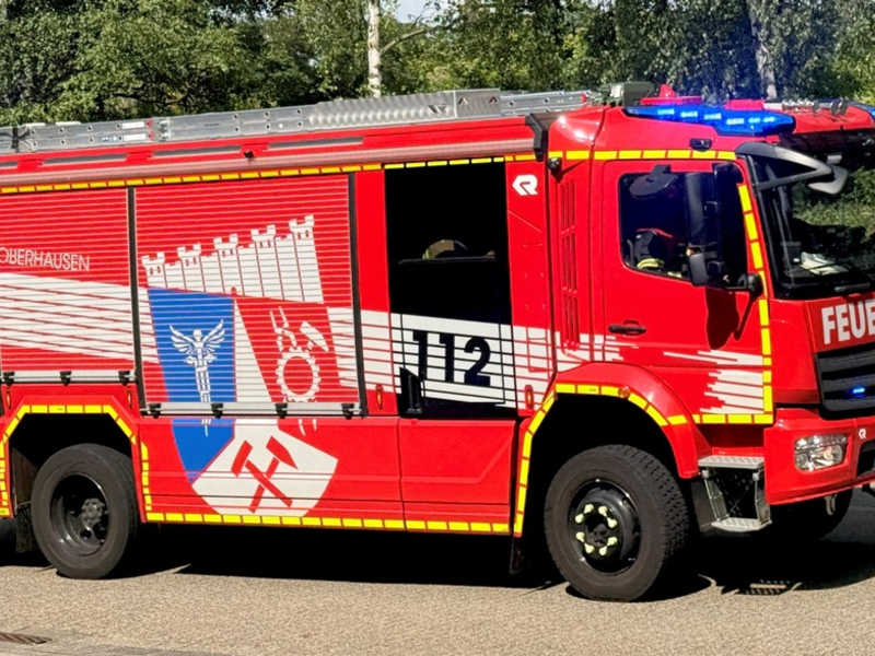 FW-OB: Drei Verletzte bei schwerem Verkehrsunfall auf der BAB A3 - Foto: presseportal.de