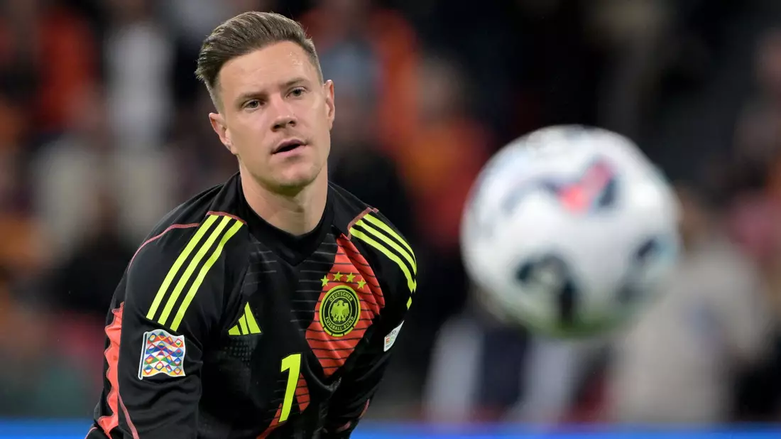 Nationaltowart Marc-André ter Stegen fällt mehrere Monate aus. - Bild: Federico Gambarini/dpa