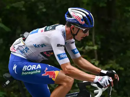 Florian Lipowitz hat mit dem dritten Platz bei der Tour de France den größten Erfolg seiner Karriere gefeiert. - Foto: Marco Bertorello/AFP/dpa