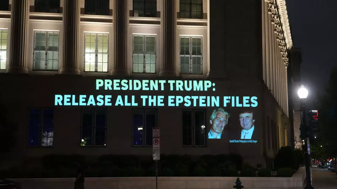 Kritiker - auch aus den eigenen Reihen - fordern von Trump, die Epstein-Akten offenzulegen. (Archivbild) - Bild: Andrew Leyden/ZUMA Press Wire/dpa