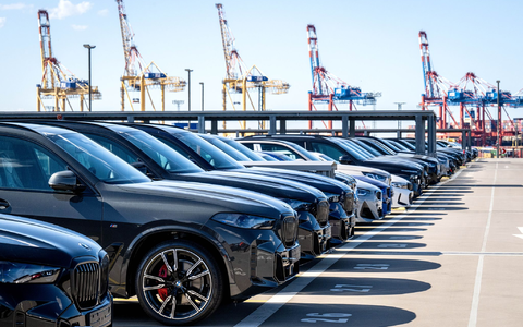 Autos und Fahrzeugteile machen ein Fünftel des deutschen Exports in die USA aus. (Archivbild) - Foto: Sina Schuldt/dpa