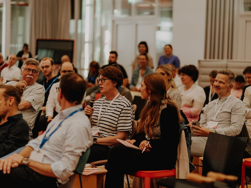 Revolution im Gesundheitswesen? Von KI und einem Zugang zur besten Versorgung: das war der Roche Summer Summit 2025 - Foto: presseportal.de