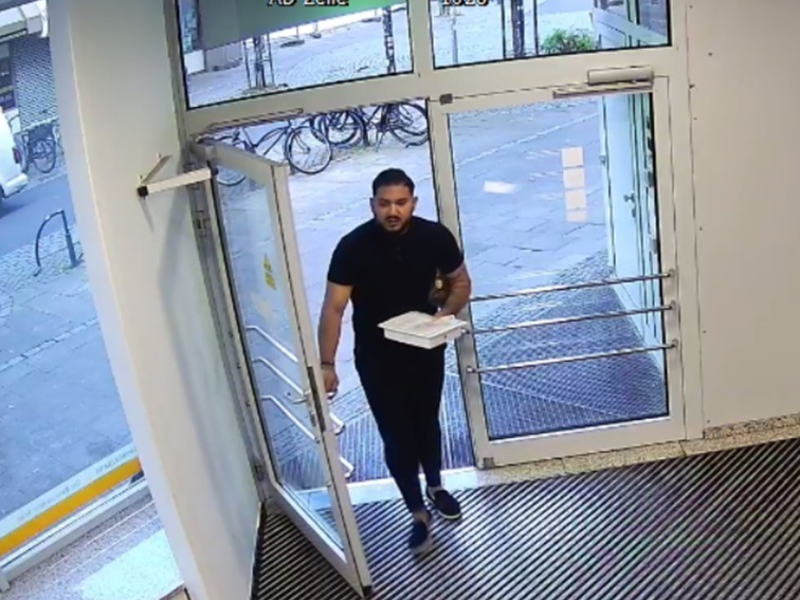 POL-OL: Öffentlichkeitsfahndung nach Betrug in Geldinstitut - Foto: presseportal.de