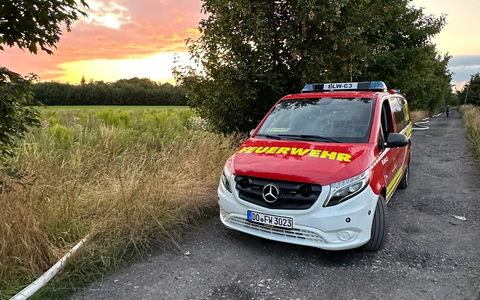 FW-DO: Ergänzende Pressemitteilung zum Scheunenbrand in Dortmund-Scharnhorst - Foto: presseportal.de FW-DO: Ergänzende Pressemitteilung zum Scheunenbrand in Dortmund-Scharnhorst - Foto: presseportal.de
