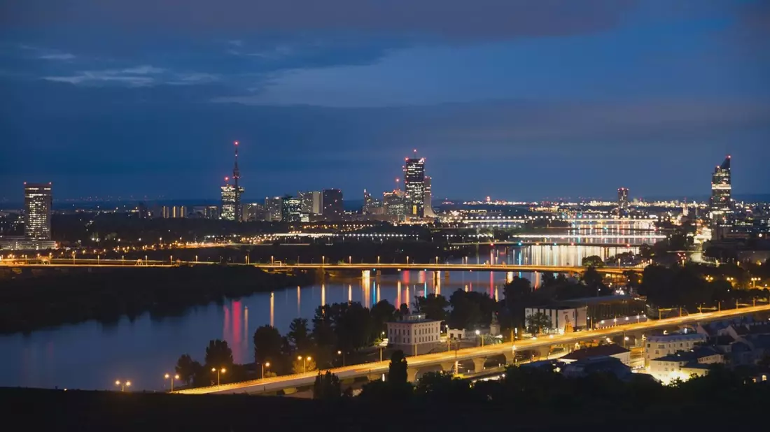 ZDF-Dokus über die Megacitys Wien und Mumbai bei Nacht - Bild: presseportal.de