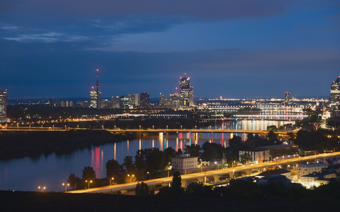 ZDF-Dokus über die Megacitys Wien und Mumbai bei Nacht - Foto: presseportal.de