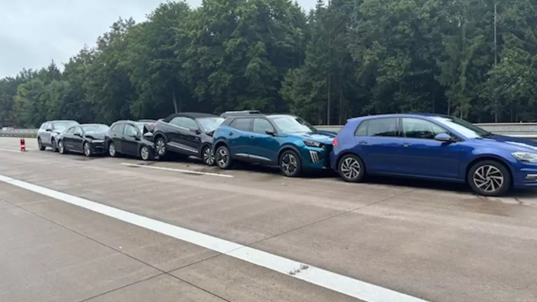 POL-HK: A 7/Bad Fallingbostel: Unfall mit 6 Beteiligten; Schneverdingen: Flucht vor Verkehrskontrolle; Walsrode/Rethem (Aller): Versuchte Einbrüche - Bild: presseportal.de