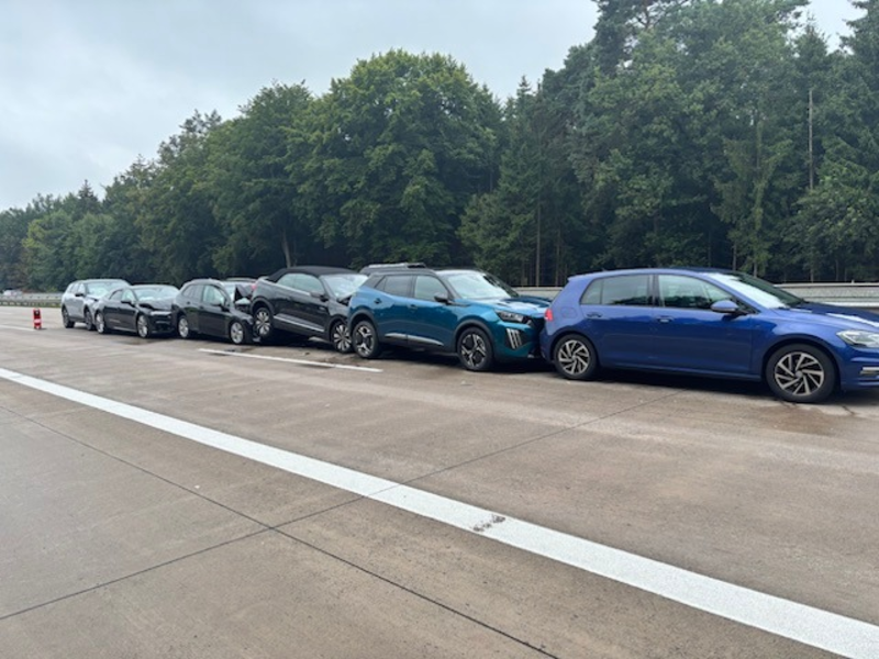 POL-HK: A 7/Bad Fallingbostel: Unfall mit 6 Beteiligten; Schneverdingen: Flucht vor Verkehrskontrolle; Walsrode/Rethem (Aller): Versuchte Einbrüche - Foto: presseportal.de