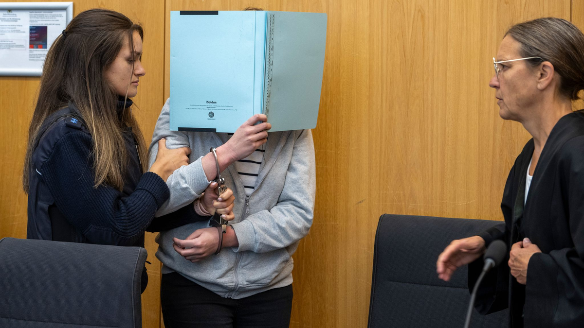 Die 26-Jährige wurde zu lebenslanger Haft verurteilt. (Archivbild) - Foto: Stefan Puchner/dpa