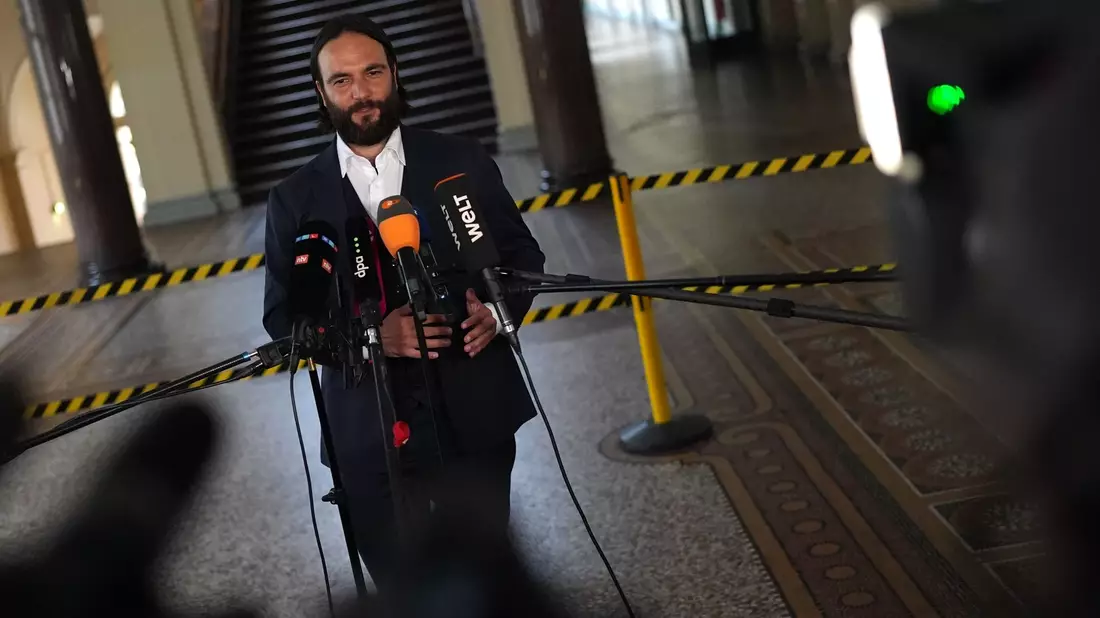 Dem Vater der entführten Kinder, Christina Blocks Ex-Mann Stephan Hensel, wurde nach Angaben eines Zeugens vorgeworfen, eine Gefahr für die Block-Unternehmensgruppe darzustellen.  - Bild: Marcus Brandt/dpa